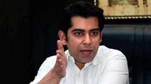 পার্থকে ডিবি পরিচয়ে তুলে  নেয়ার অভিযোগ