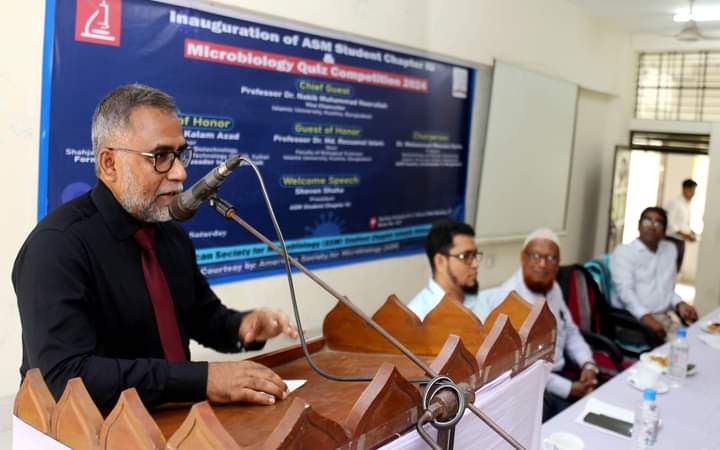 EB vice-chancellor does not want to see students chatting during class time