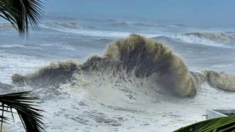 Cyclone Finjal: Warning signal in four seaports of the country