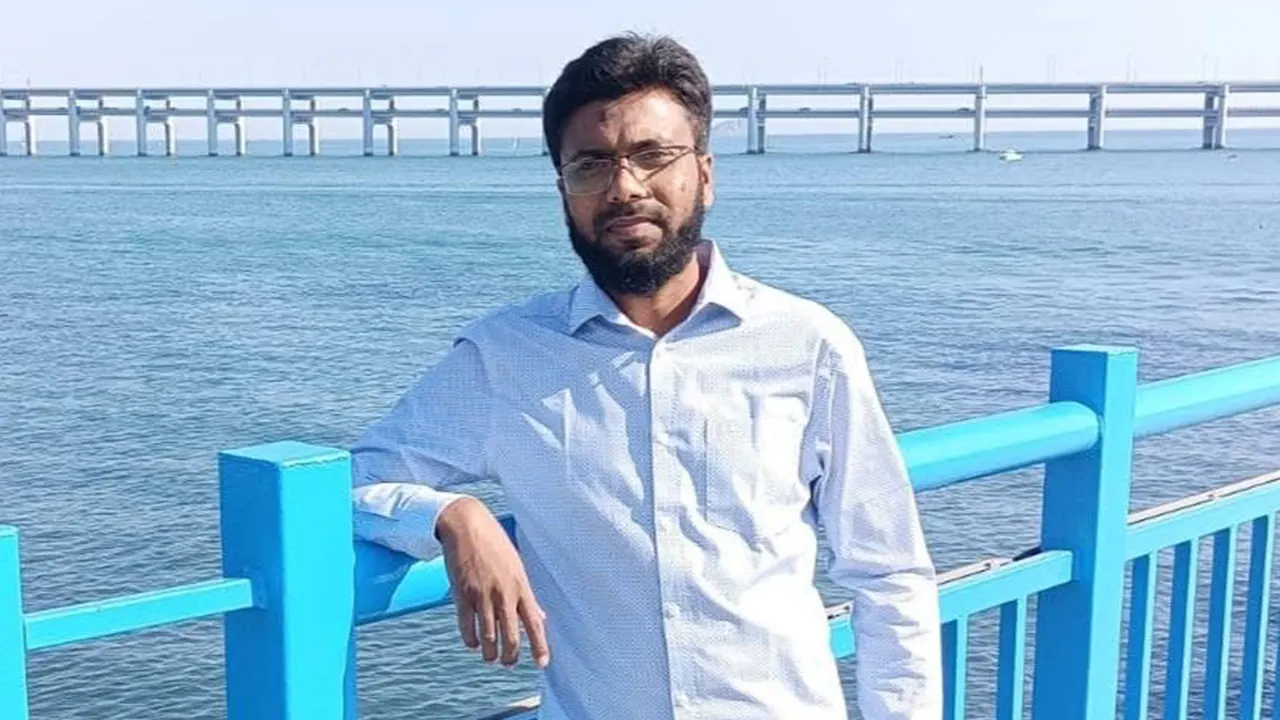 First in Honours while in jail, first in Masters after 12 years—who is this Rafiqul Islam?