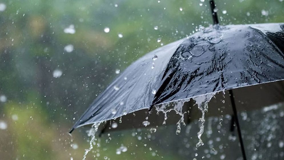 Record rainfall in Tentulia, a sign of winter's arrival
