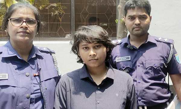 Father killed in Savar, daughter surrenders by calling 999