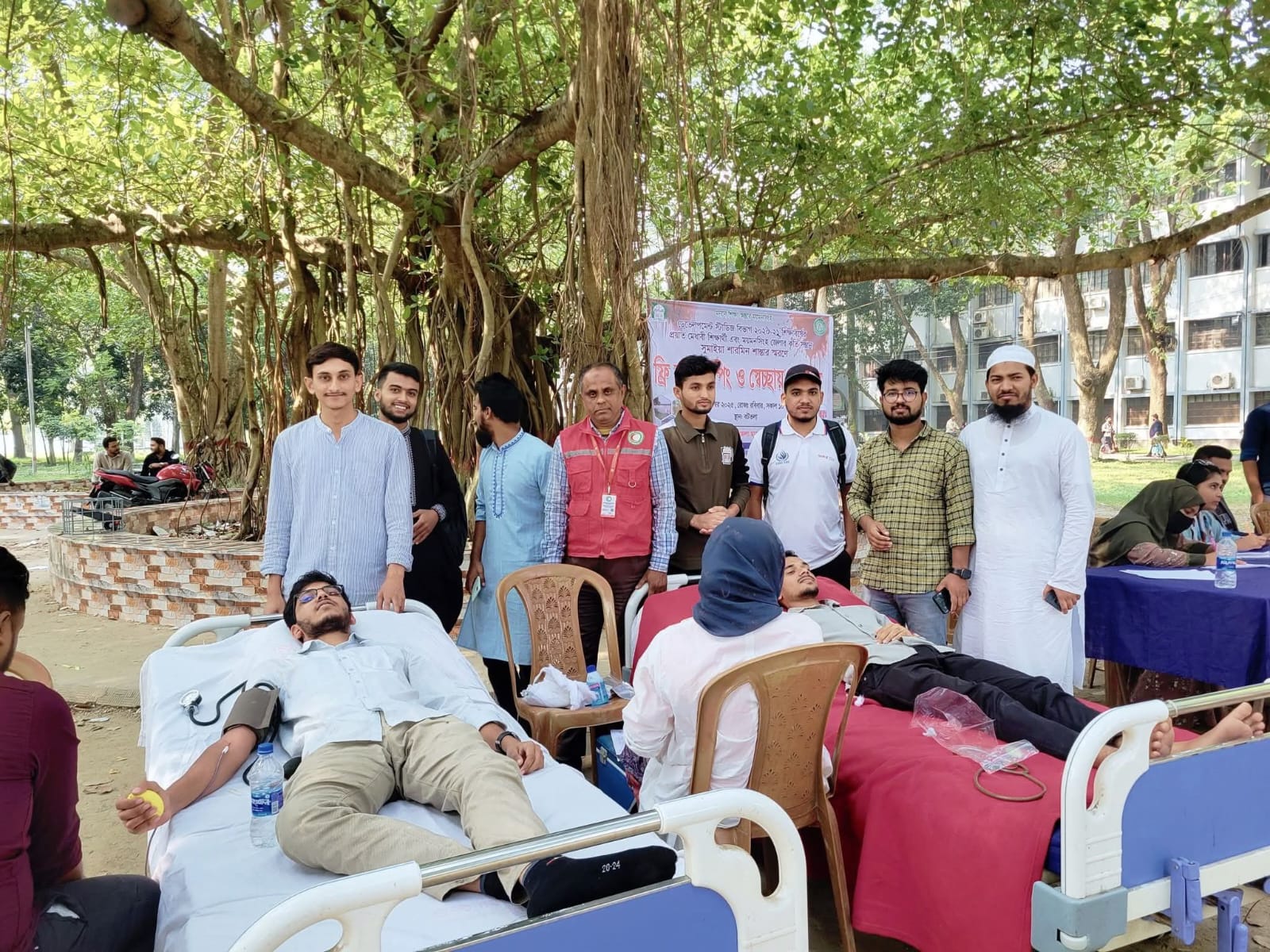 প্রয়াত ইবি শিক্ষার্থী শান্তার স্মরণে স্বেচ্ছায় রক্তদান কর্মসূচি