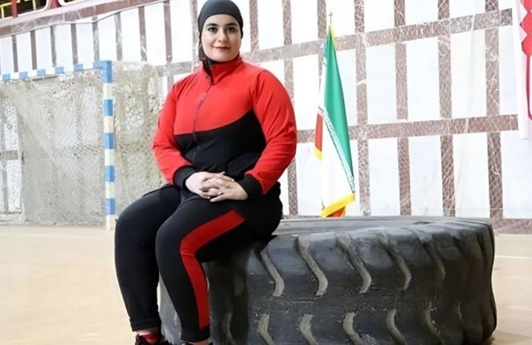 Plank with 100 kg: Guinness World Record for Iranian Woman