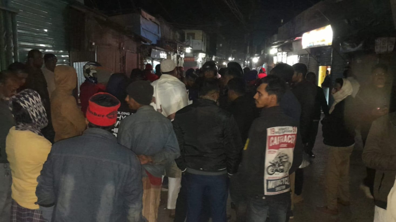 Two BNP groups clash over playing music at weddings, 2 injured