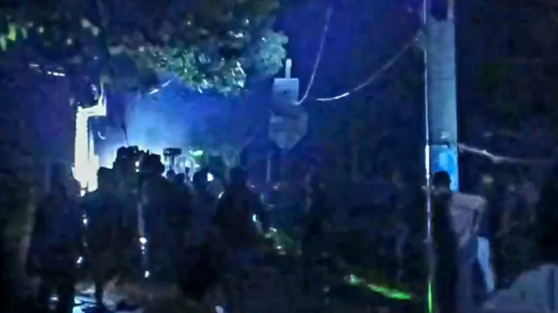 ব্রাহ্মণবাড়িয়ায় বিকাশ লেনদেন নিয়ে ত্রিমুখী সংঘর্ষ, টর্চ জ্বালিয়ে রাতভর হামলা, আহত ৩০