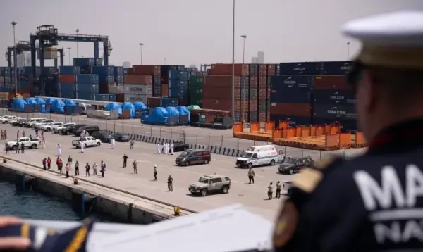 Seaborne crisis, major changes in global trade