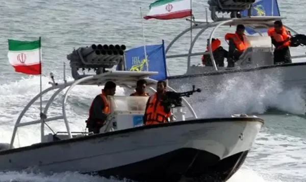 Iran warns of attack if US forces enter the Strait of Hormuz