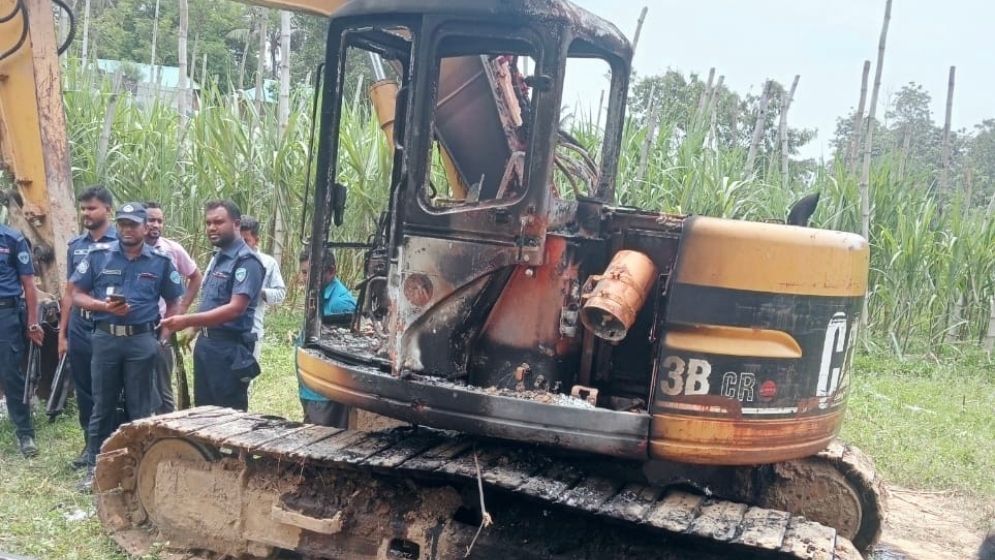 Vandalism in Khagrachhari canal excavation project, miscreants set fire to excavator at night
