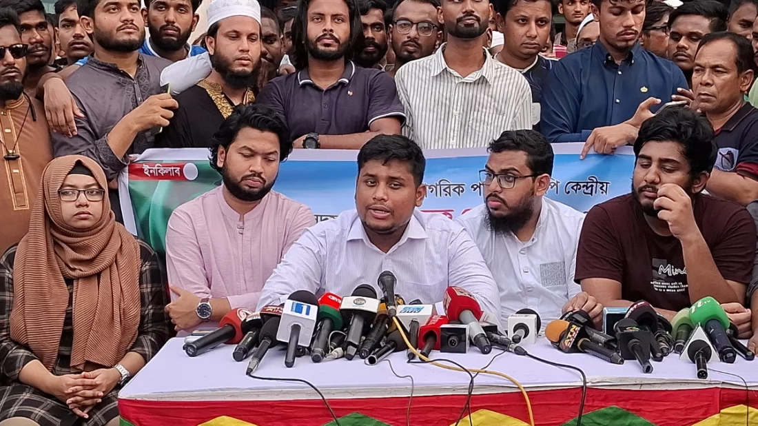 ঝিনাইদহের সংঘর্ষ নিয়ে সরকারের কড়া সমালোচনা হাসনাত আব্দুল্লাহর