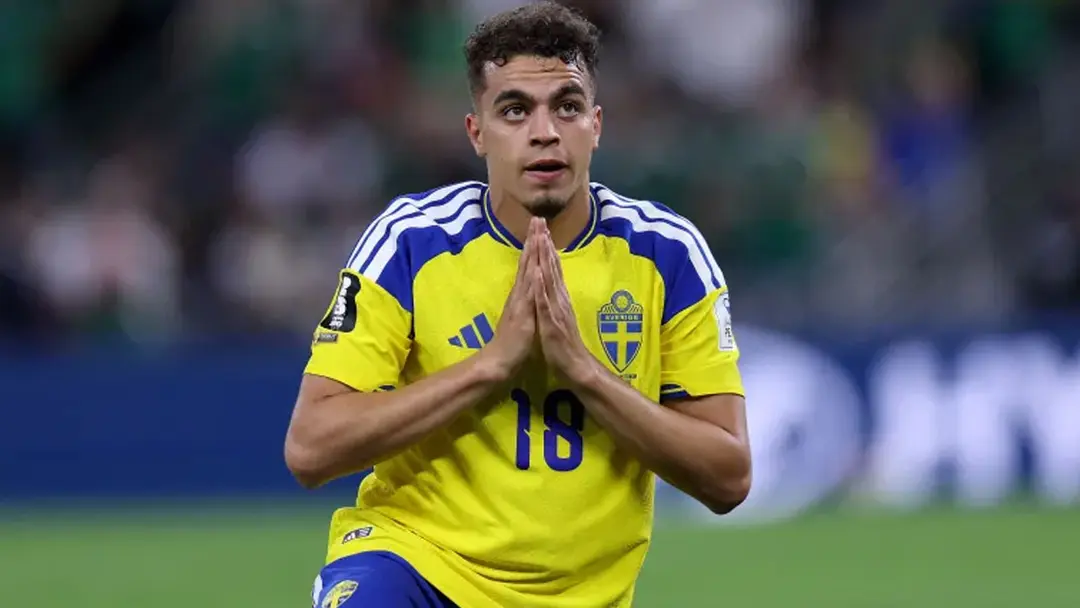 Swedish star apologizes with folded hands after scoring, you'll be surprised to know the reason