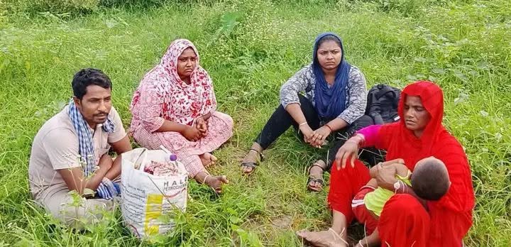 বড়বাড়ি সীমান্তে পুশইন হওয়া ১০ জনকে ৭০ ঘণ্টা পর ফেরত নিল বিএসএফ