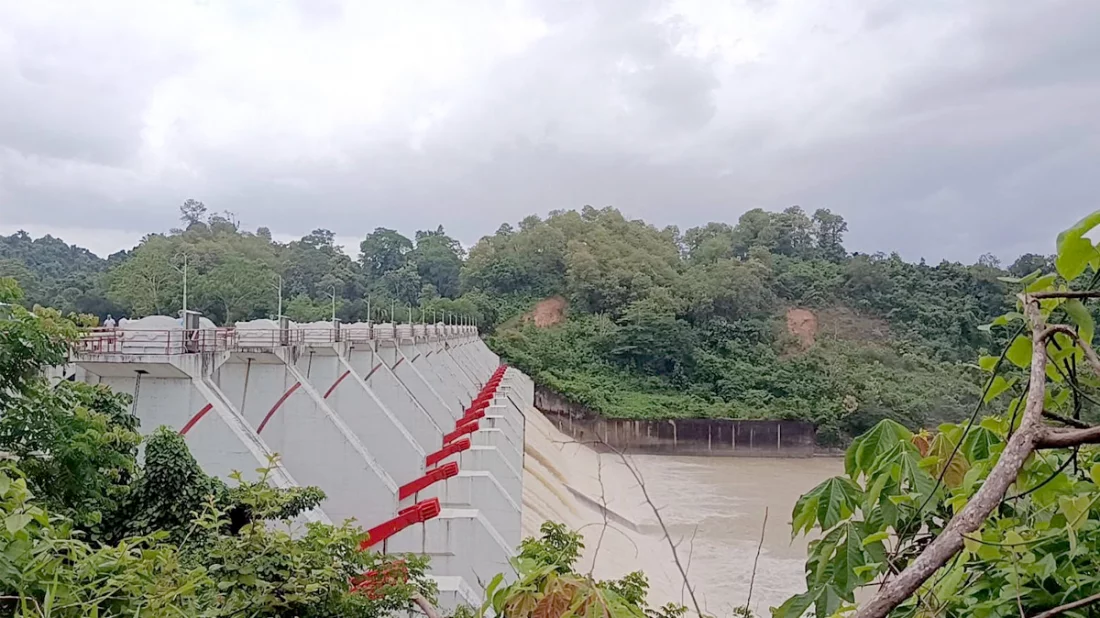 Kaptai Dam's 16 spillways closed after 4 days and 11 hours