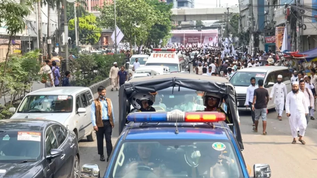 চট্টগ্রাম অভিমুখী ১১ দলীয় ঐক্যের ‘লং মার্চ’ শুরু