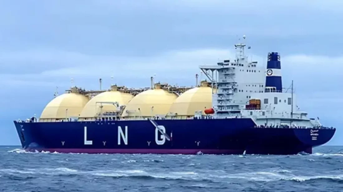 Gunvor's First LNG Cargo from the US Arrives in Bangladesh; Unloading Begins