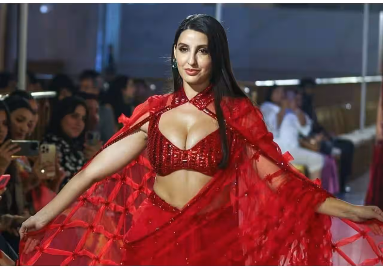 নোরা ফাতেহির বিরুদ্ধে ৩ কোটি টাকার মানহানির মামলা